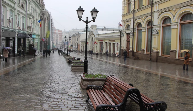 Прогулки по Кузнецкому мосту в Москве